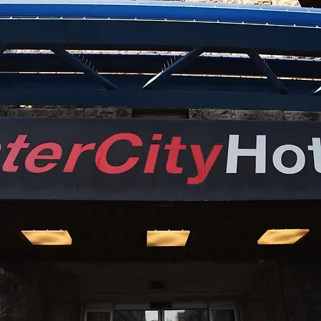 Intercityhotel فندق 3*