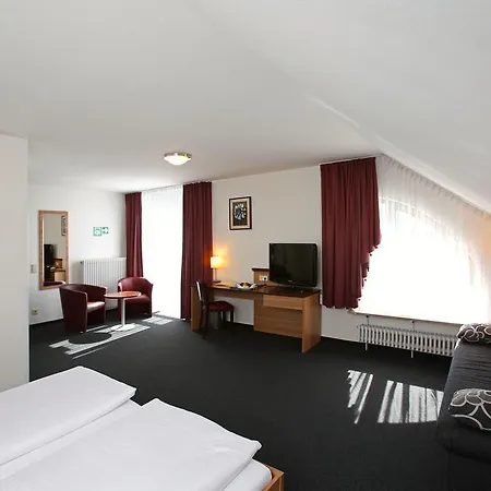 Christkoenigshaus Otel 2*
