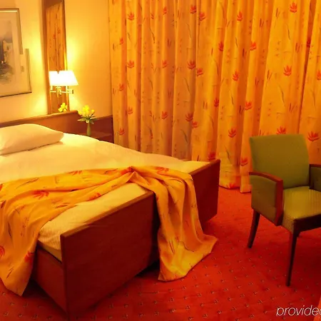 فندق Hetzel 4*