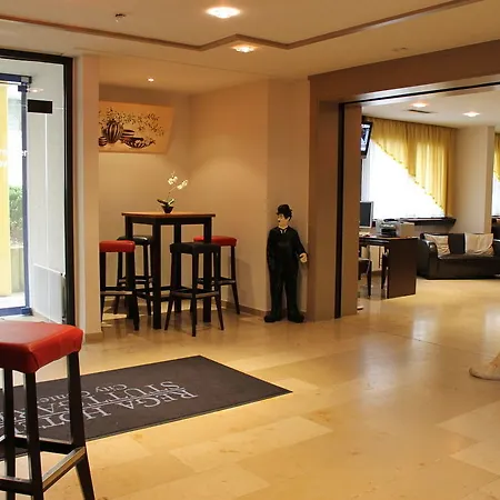 Hotel Rega 3*