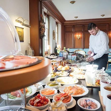 Restaurant Krehl's Linde Hotell 3*