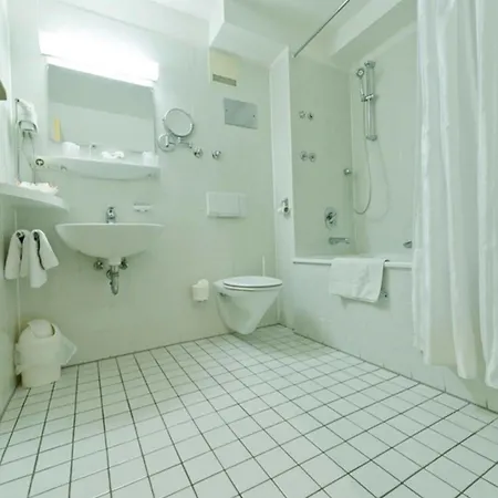 Szálloda Domino 4*