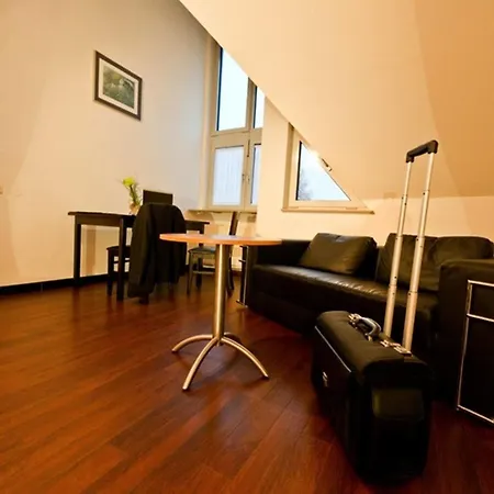 Domino 4* Stuttgart