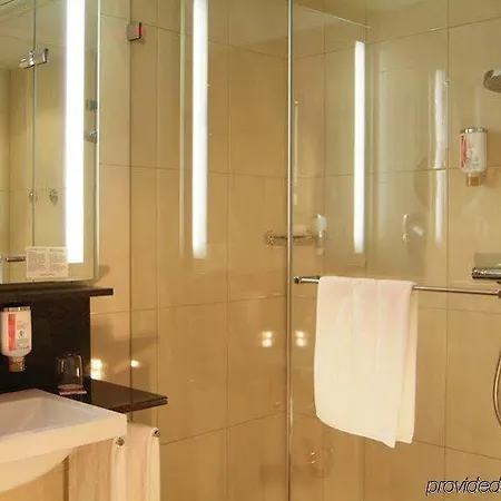 Intercityhotel فندق 3*