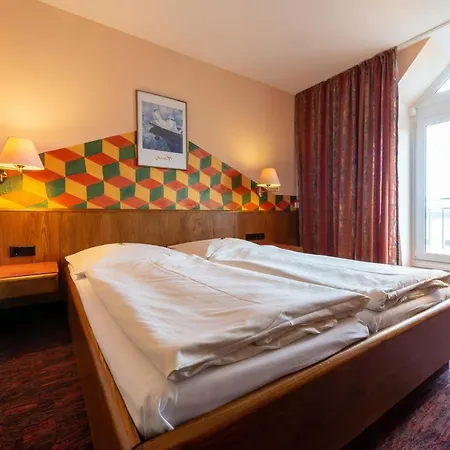 Enjoyhotel Garni Stuttgart فندق 2*