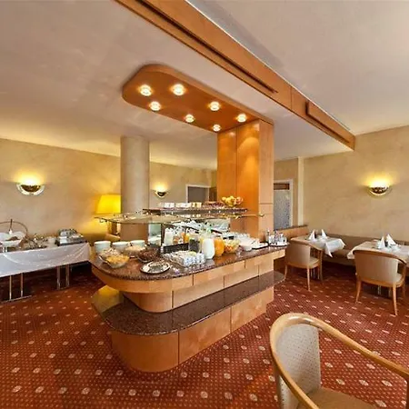 Hotel Plaza Rieker Hauptbahnhof