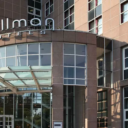 Pullman Fontana 4* Stuttgart