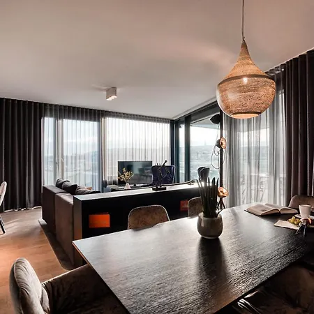 Apartahotel Cloud No7 4*