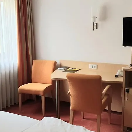 فندق Lilton Stuttgart-zuffenhausen 3*