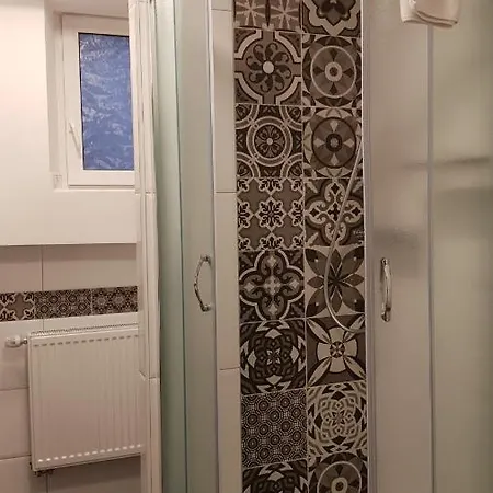 Hotel-pension Adler Untertuerkheim シュトゥットガルト