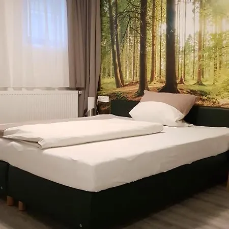 ゲストハウス Hotel-pension Adler Untertuerkheim シュトゥットガルト