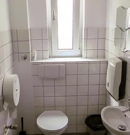 Alex 30 Hostal Stuttgart