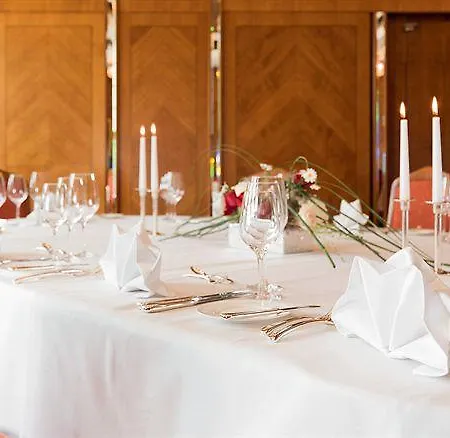 酒店 Althoff Am Schlossgarten 5*