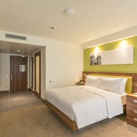 Hotel Hampton By Hilton Centre Stuttgart