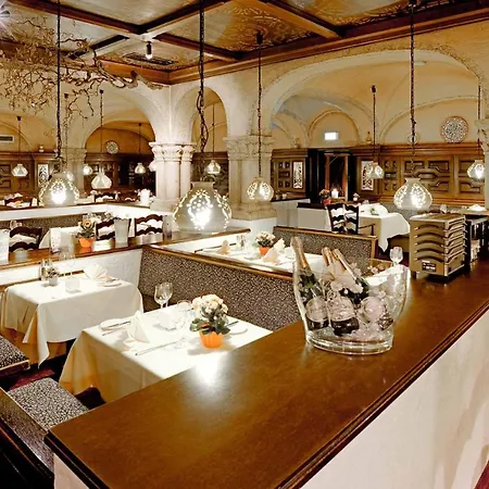 Plaza Kongresshotel Europe 4* Штутгарт
