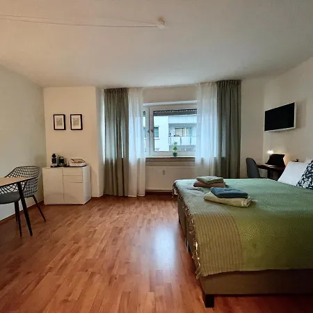 Apartment Apartment: Stylish Neues Studio+Kueche+Netflix *