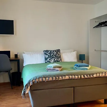 Apartment: Stylish Neues Studio+Kueche+Netflix * Stuttgart