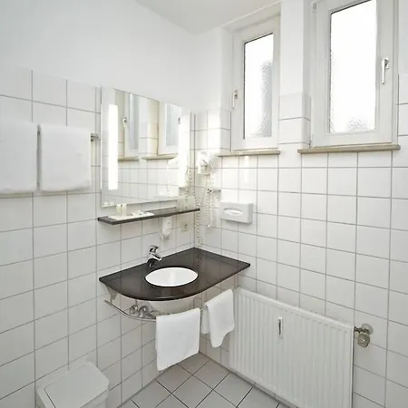 Attimo Stuttgart***s Otel 3*