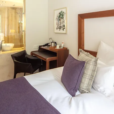 Waldhotel 4*