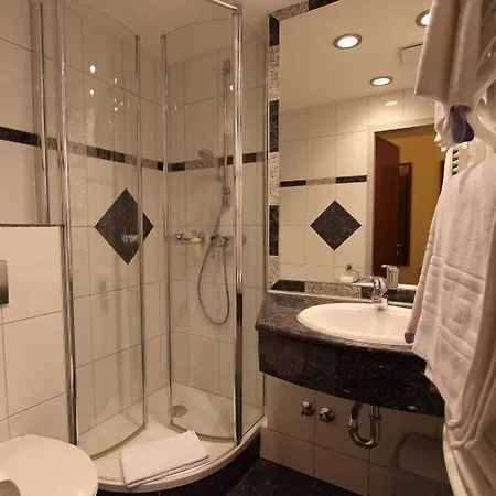 Hotel Astro - Nichtraucherhotel 4*