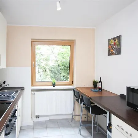 Apartment Mitte 2zw In Bester City-lage Am Berliner Platz Stuttgart