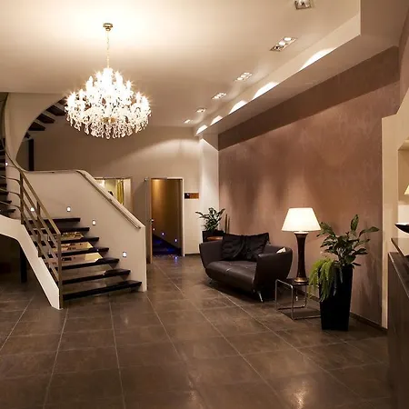 روس فندق 3*