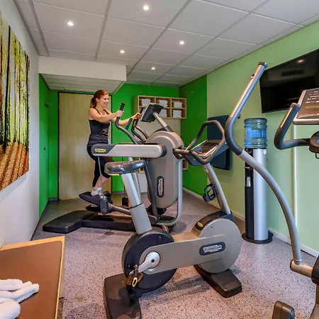 Hotell Mercure Center 4*