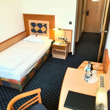 Plaza Kongresshotel Europe 4* Штутгарт
