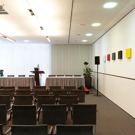 Vienna House Easy By Wyndham Hotell