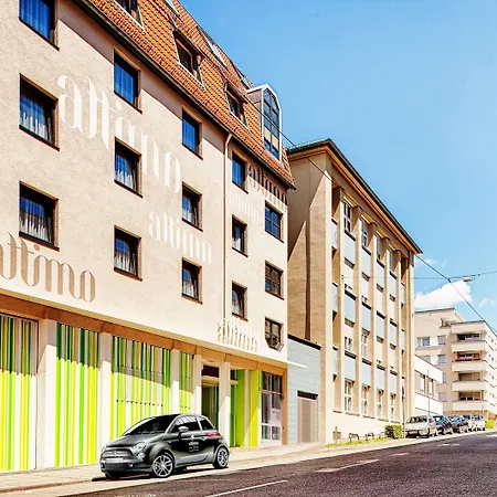 Otel Attimo Stuttgart***s