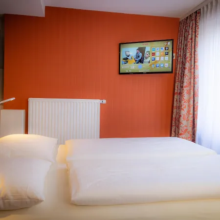 Azenberg Szálloda 4*