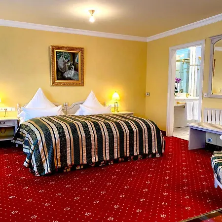 Zur Weinsteige 4* Штутгарт