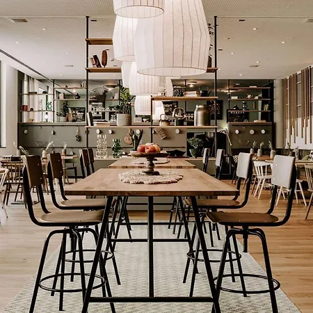 Vienna House Easy By Wyndham Hotell