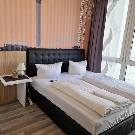 Midtown Apartment