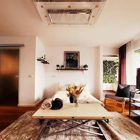 Ganzewohnung/ausblick/pool/sauna Stuttgart