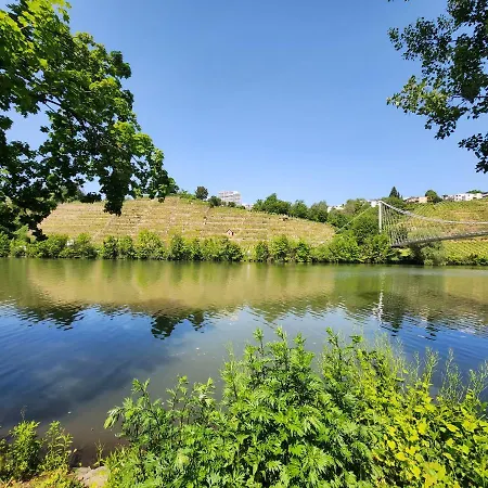 Ganzewohnung/ausblick/pool/sauna