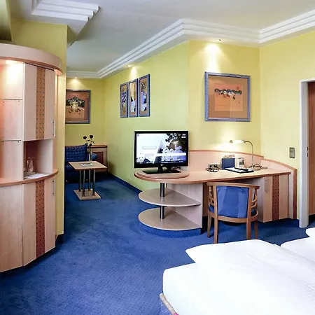 Отель Plaza Kongresshotel Europe Штутгарт
