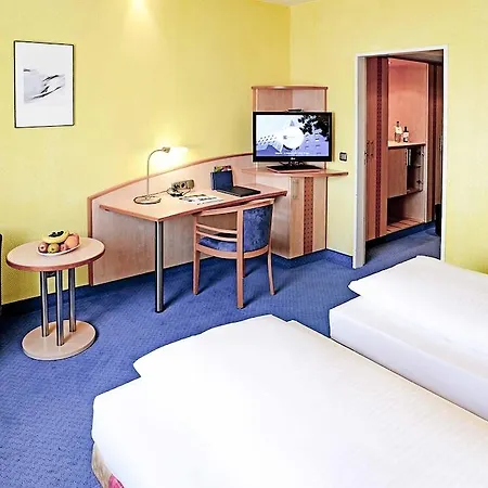 Plaza Kongresshotel Europe 4* Штутгарт
