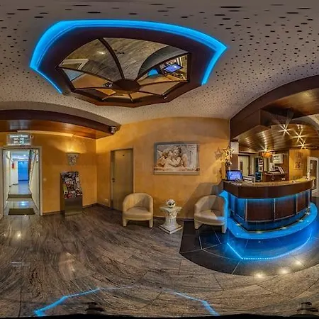 Astro - Nichtraucherhotel Hotel 4*