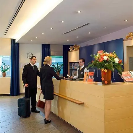 Scandic Europaviertel Отель