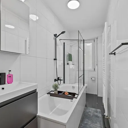 Das Crazy Monkey Loft Mit 100qm & Summerlounge Στουτγκάρδη