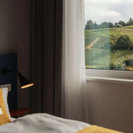 Hotel The Niu Form