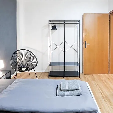 Alfa 4 Zimmer 8 Personen Netflix Inet Ebk Wm Trockner