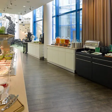 By Ihg Hotel 4*