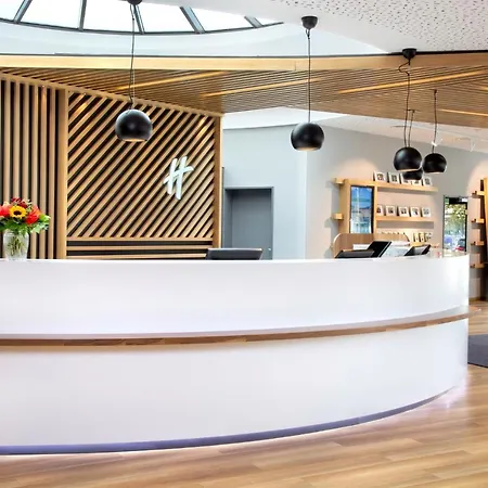 Hotel By Ihg 4*
