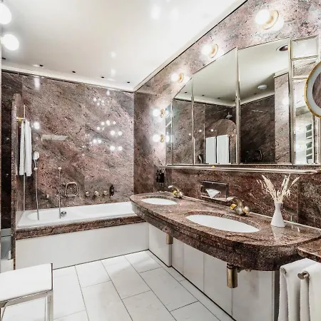 Hotel Royal 4*