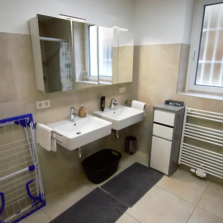 In Bad Cannstatt/naehe Stadtion Apartment *