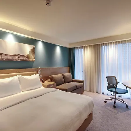 Hotel Hampton By Hilton Centre
