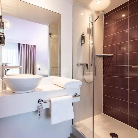 Premier Feuerbach Otel 3*