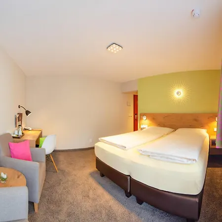 Azenberg Szálloda 4*